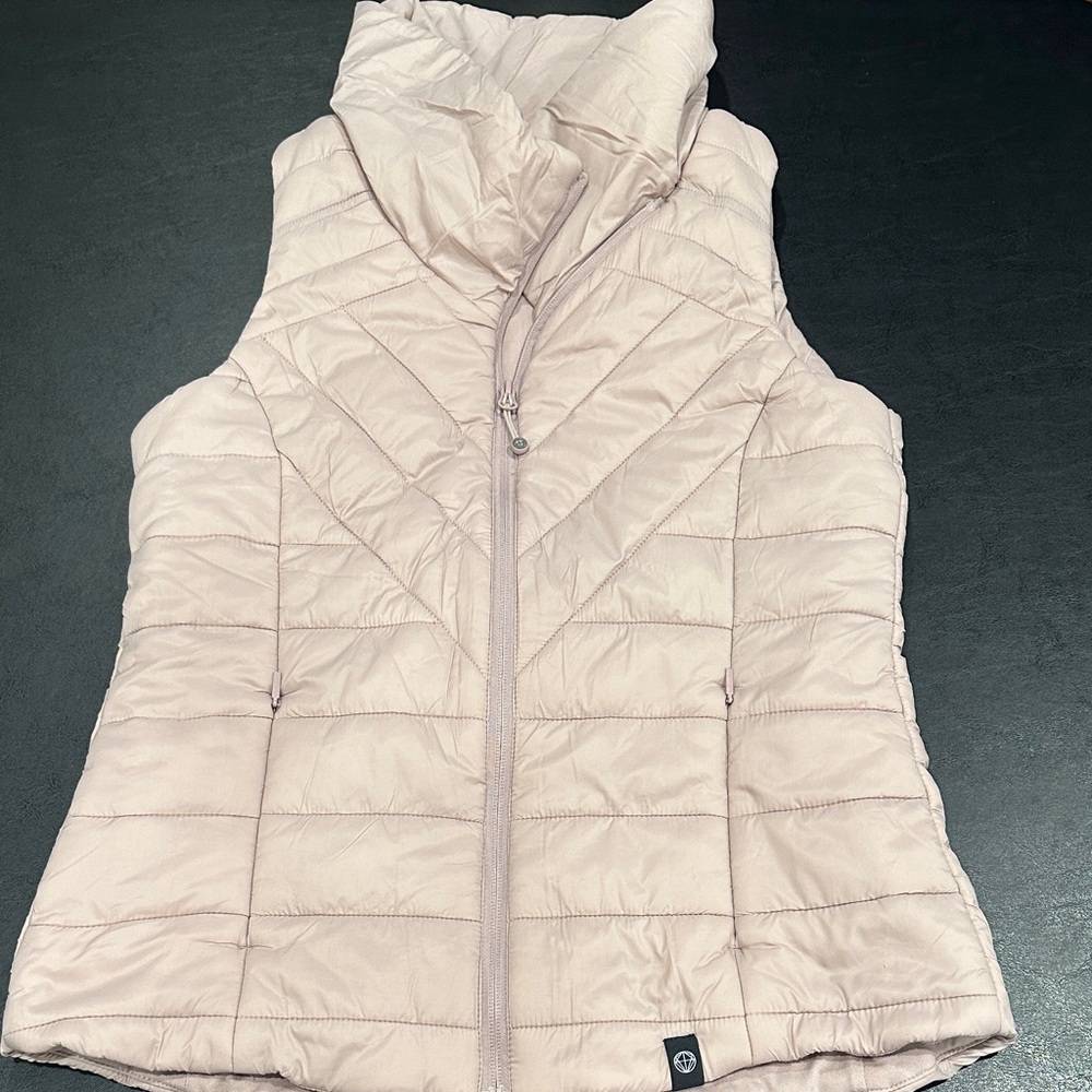 Mondetta Light Pink Quilted Puffer Vest